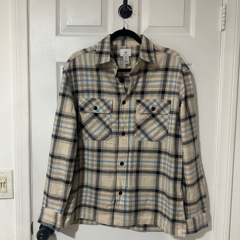 H&M Relaxed Fit Flannel — Size S